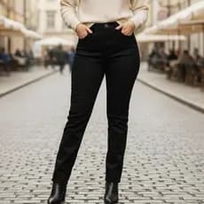 Calça Jeans Feminina Reta Preta - Elegância E Conforto