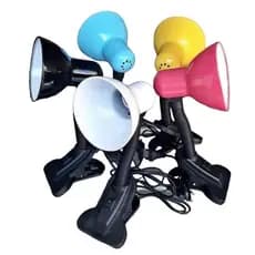 Luminária Garra Bivolt Decora Adulto Infantil Articulada Suporte Parafusar Mesa Bancada Abajur