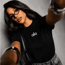 Camiseta T-Shirt Feminina Estampa Tendência Várias Cores Envio Imediato