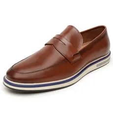 Calçado masculino, casual, Slip on em  couro legítimo, Design elegante e prático  Elástico lateral flexível.