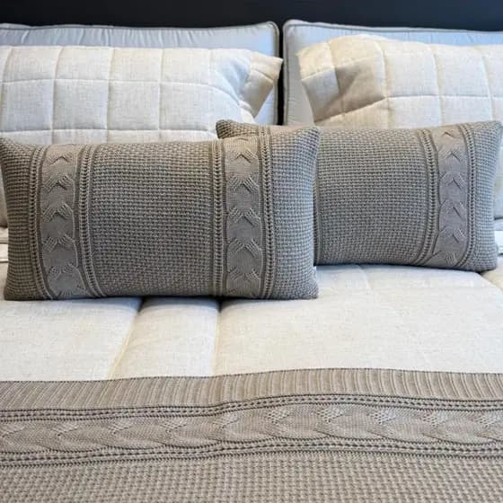 Capa Almofada 30x50cm Tricot Premium com Zíper Toque Macio Alta Durabilidade Sofisticação Sofá Cama