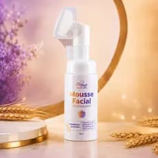 Mini Mousse Demaquilante Facial Camomila Aloe Vera Espuma Limpeza Profunda 50ml Esfoliante Com Aplicador Viagem