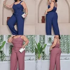 Conjunto Feminino Plus Size em Tecido Sensorial com Calça e Cropped