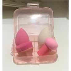 Kit esponjas para maquiagem com 2 Esponjas Gota + 1 Esponja Cogumelo + 1 Pincel Escovinha em Maleta Plástica Resistente