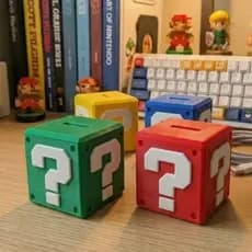 Mario World Cofrinho / Galaxy / Bross / Kart  Bloco Cubo