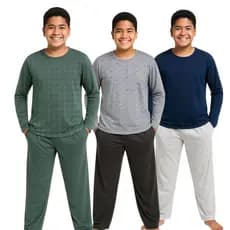 Pijama Longo Masculino Infantil e Juvenil com Blusa Estampada e Calça Lisa Confortável
