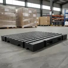 Piso Plástico Estrado Vazado 50x50cm Preto Sustentável Ideal Ventilação Drenagem