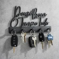 Porta Chaves de Parede Decorativo Deus é Bom o Tempo Todo – Multiuso 5 Ganchos – Sem Furo – Envio Imediato