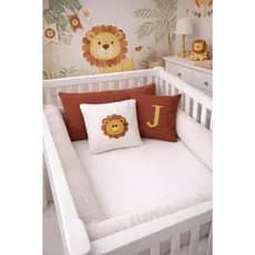 KIT DE ALMOFADA DECORATIVA PARA O QUARTINHO DO SEU BEBE LEAOZINHO BORDADO  + LETRA BORDADO
