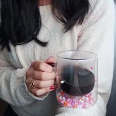 Caneca Parede Dupla de Vidro Borossilicato com Alça Vermelha Flower 300ml - Lyor