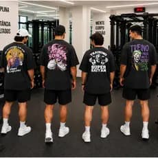 Kit com 4 Camisetas Oversized Masculinas Anime Academia e Streetwear em Algodão
