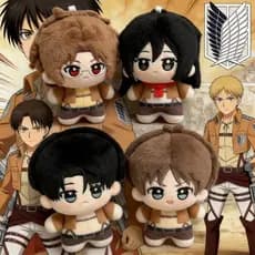 Chaveiro de pelúcia de 10cm do anime "Attack on Titan" com Levi, Mikasa, Eren, Hange, Zoe como presente.