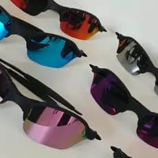 Óculos Esportivo  Lente Colorida UV400 – Leve, Resistente e Estiloso pernas de metal