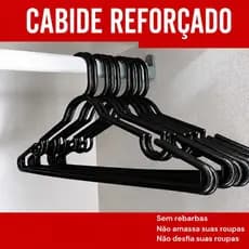 Cabide super reforçado não desfia nem amassa suas roupas.