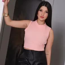 Cropped Feminino Canelado com Gola Alta – Estilo e Conforto