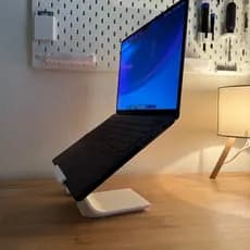 SUPORTE FLUTUANTE NOTEBOOK