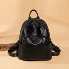 Mochila feminina 2026 nova mochila de couro macio de grande capacidade, bolsa de viagem minimalista de moda.