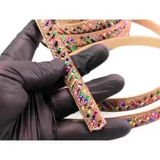 Tira de Strass Meia Cana 13mm Paris - Alta Qualidade - Tira em camurça - 1 metro
