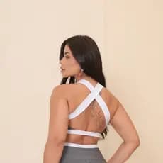 Top Fitness Feminino Confortável Alça Média e Costa Aberta