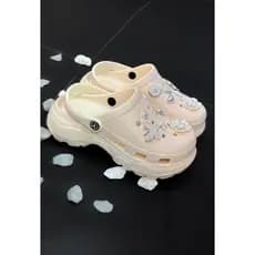 Nova sandália Fashion Clog Saltinho 5cm Feminino Babuche Nuvem com Acessórios