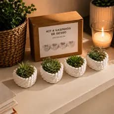 Kit 4 Vasinhos de Gessos Coração para Plantas Suculentas Vaso Decorativo em Gesso Plantas e Cactos