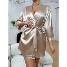 Robe Curto de Cetim Bege – Elegante & Confortável