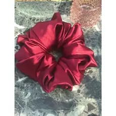 Xuxinha de Cetim Marsala  Moda 2026