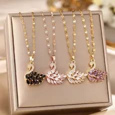 Versão coreana influenciador transmissão ao vivo colar de aço titânio feminino estilo legal cheio de diamante cisne na m