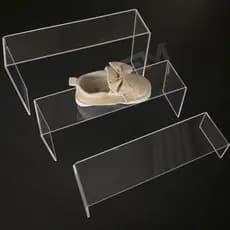 Plataforma acrílica para vitrine, P M G Escadinha acrílica para calçado