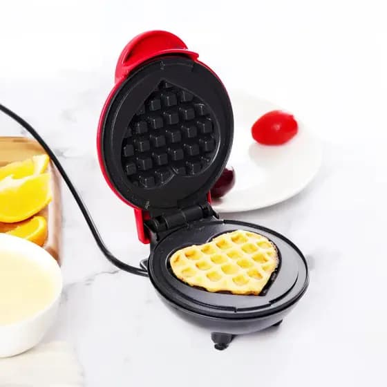 Máquina de waffle compacta, antiaderente, em formato de coração, com acabamento fosco, 110 V.