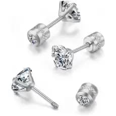Brinco de Quatro Garras  Em  Zircônia cúbica 4mm  Brilhante - Aço inox