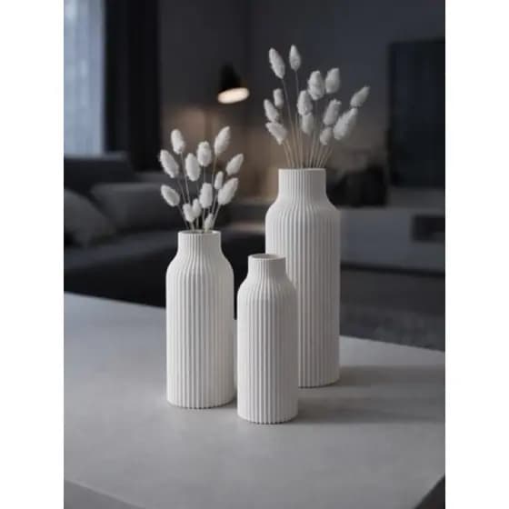 Trio de Vasos Decorativos Minimalistas kit com 3 vasos decorativos e modernos.