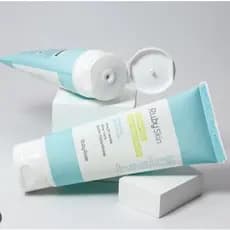 Sabonete Demaquilante Ruby Skin Basics