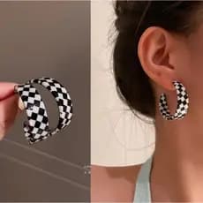 Retro orelha exagerada grande círculo preto branco grade brincos D moda xadrez brincos
