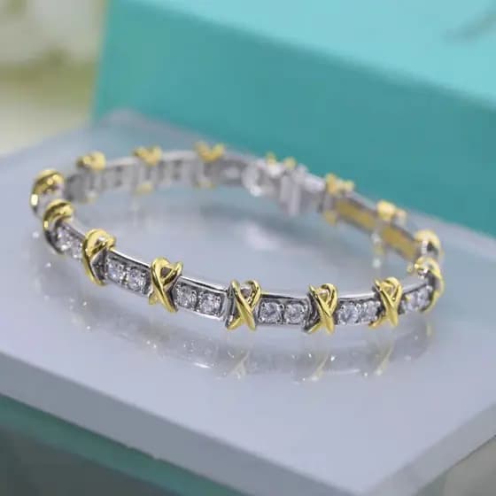 Pulseira Golden X Crossed Pedras Espumantes