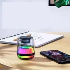 Caixa de Som Portátil Bluetooth com Led e Suporte de Celular Crystal S65