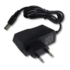 Fonte de Alimentação TV Box 5V 2A P4 - Adaptador Bivolt Universal - Ideal para Roteadores e TV Box