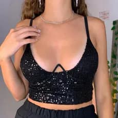 Cropped paite  com aro na frente que sustenta na peito fica lindo