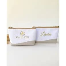 Necessaire Brinde Personalizada com Nome e Logo  Brinde Corporativo  Mimo cliente lembrancinha casamento