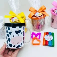 10-15-20 Lembrancinha Fazendinha Personalizada Caneca Com Kit Massinha FAZEMOS TODOS OS TEMAS