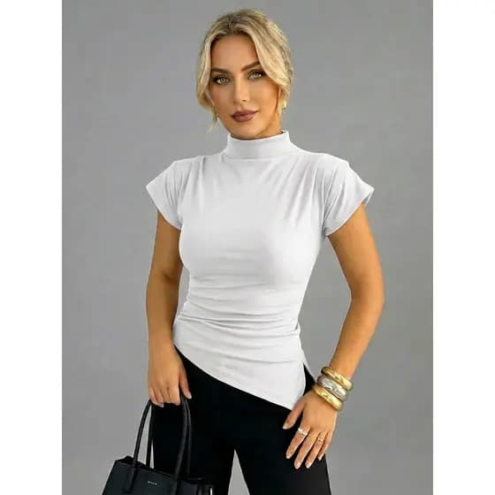 TShirt Assimétrica Muscle Tee Slim Tecido Canelado Look Casual Chic Blusa Feminina Manga Curta Ideal ocasiões