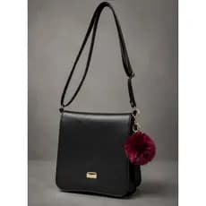 Bolsa Feminina Transversal Com Aba e Ziper Elegante Em Couro + Chaveiro Pompom