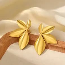 Brincos em forma de flor de quatro pétalas  Metal mate  Dourado Metal Luxo Minimalista Acessório Elegante Mulher