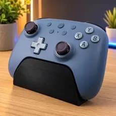 Suporte para controle 8bitdo Ultimate C/2C com slot para dongle USB - Expositor Gamer Setup Mesa - Impressão 3D