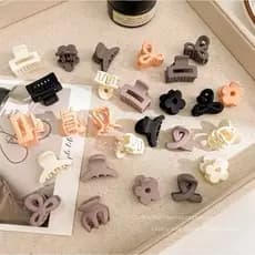 kit 12 mini piranhas nude foscas 4 cm