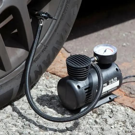 Mini Compressor De Ar Veicular Elétrico Portátil 12V Com Manômetro 250PSI Para Pneu Carro Moto Bike Bola