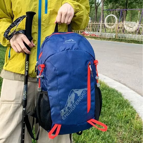 Mochila De Viagem Leve Dobrável , Grande Capacidade Resistente À Água Para Caminhadas Ao Ar Livre