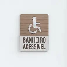 Placa de Sinalização Banheiro Acessível MDF – PCD Cadeirante