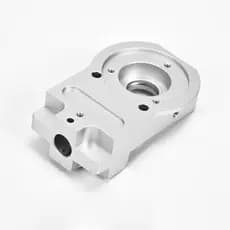 Processamento CNC de peças de torno CNC em liga de alumínio, usinagem de precisão CNC de peças.