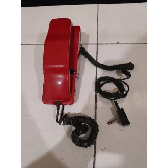 Telefone Fixo Antigo Retro décadas de 80 Vermelho no Estado Leia Descrição
